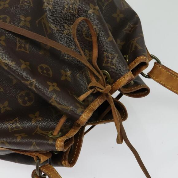 LOUIS VUITTON Monogram Petit Noe Shoulder Bag M42226 - Picture 6 of 16